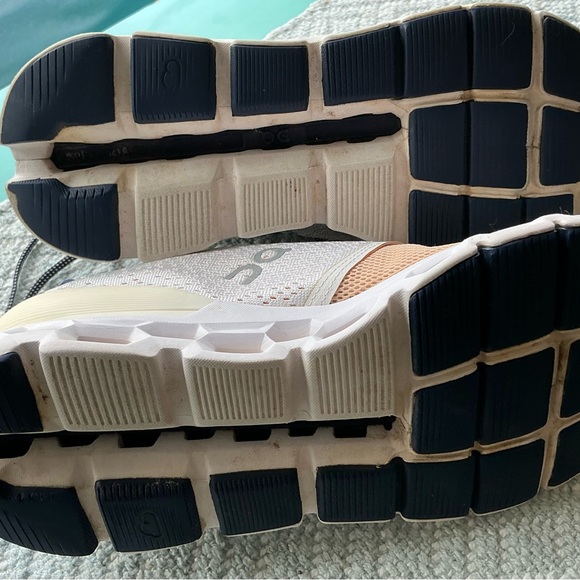 Oncloud stratus Running women’s Shoes  white SIZE  9.5 - Picture 10 of 11